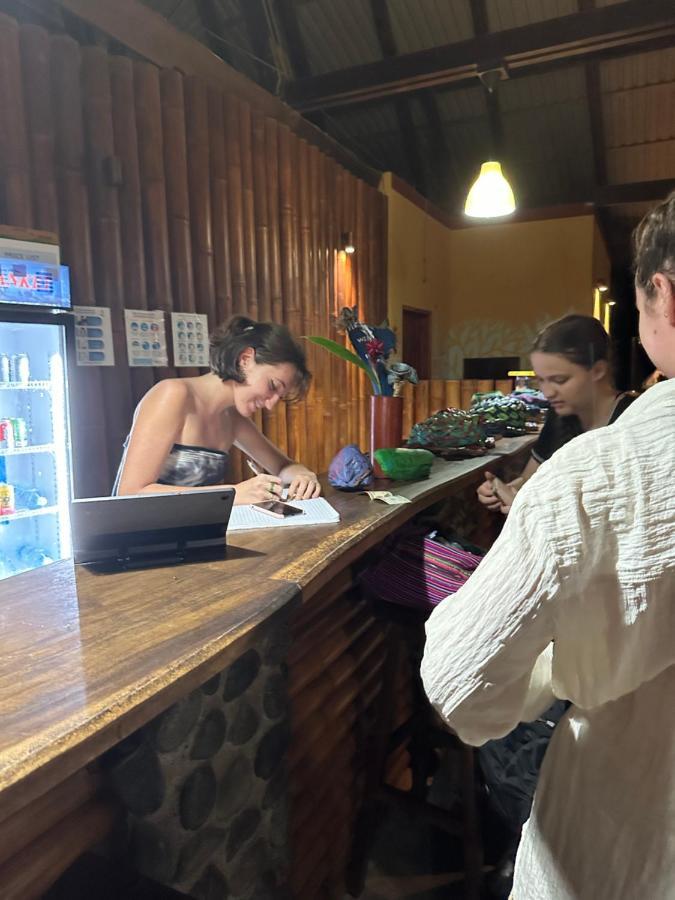 Luminosa Uvita Hostel Ngoại thất bức ảnh