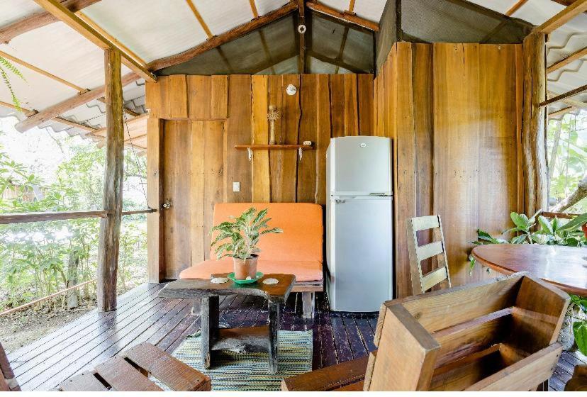 Luminosa Uvita Hostel Ngoại thất bức ảnh