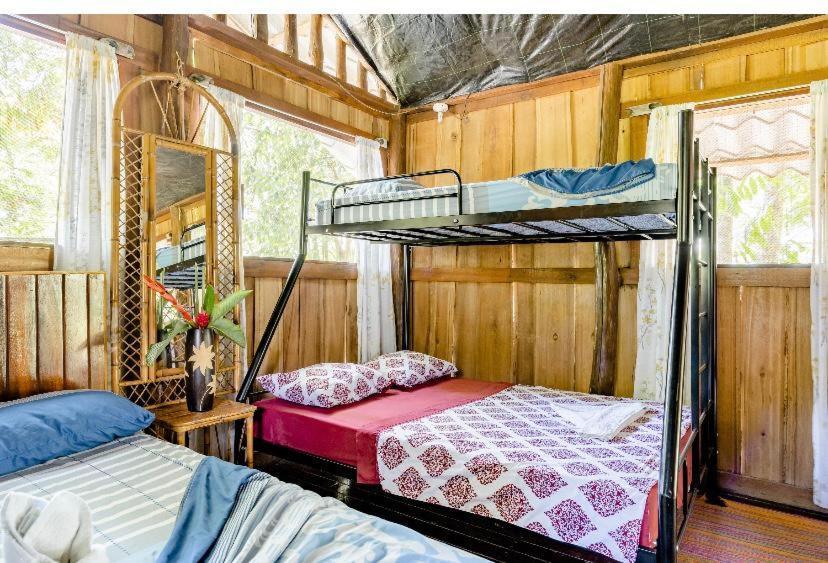 Luminosa Uvita Hostel Ngoại thất bức ảnh