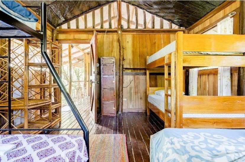 Luminosa Uvita Hostel Ngoại thất bức ảnh