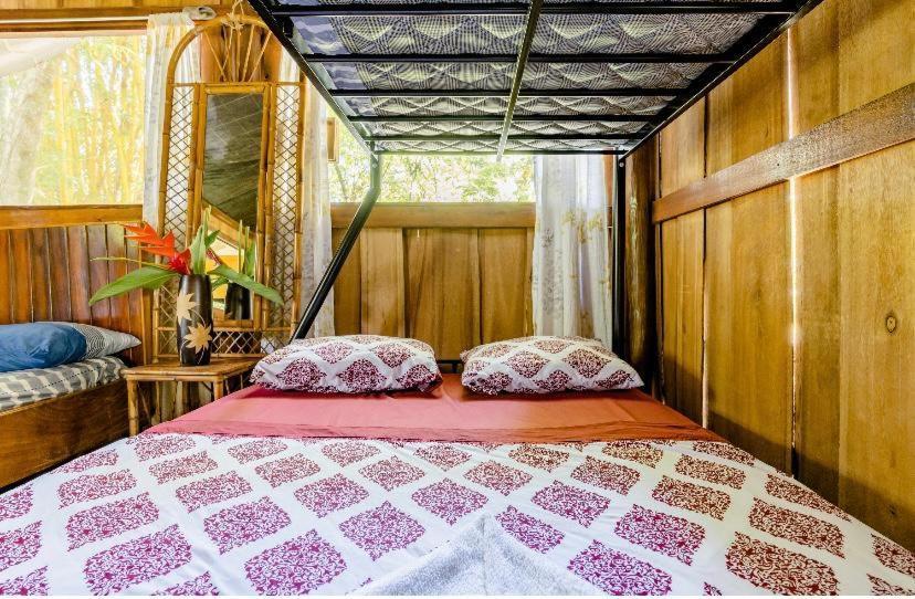 Luminosa Uvita Hostel Ngoại thất bức ảnh