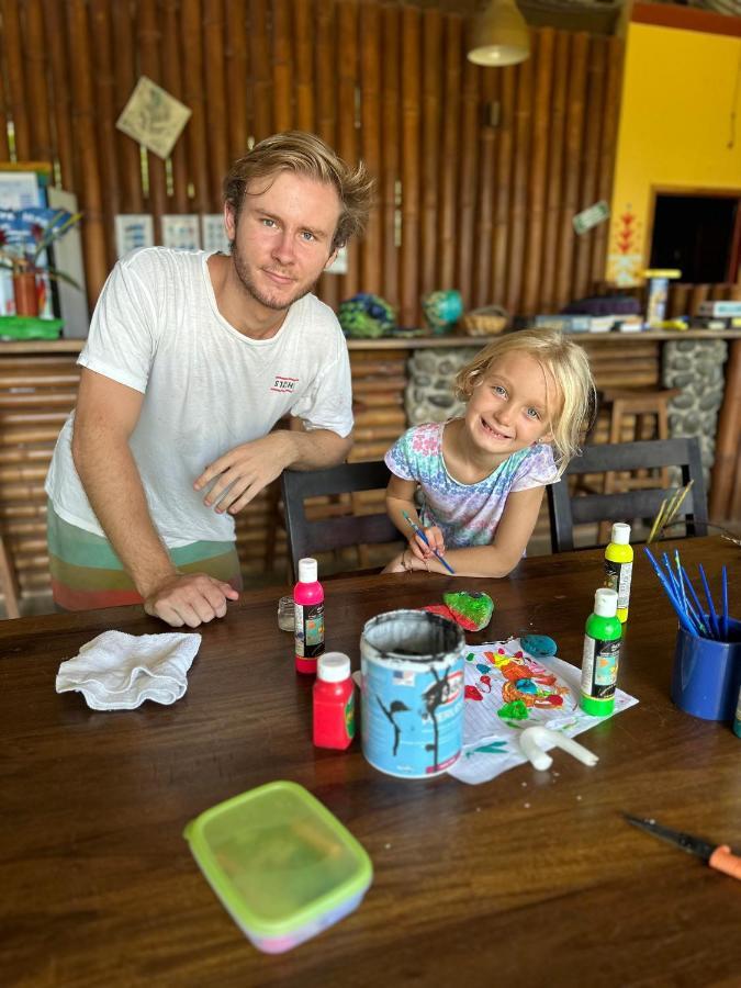 Luminosa Uvita Hostel Ngoại thất bức ảnh